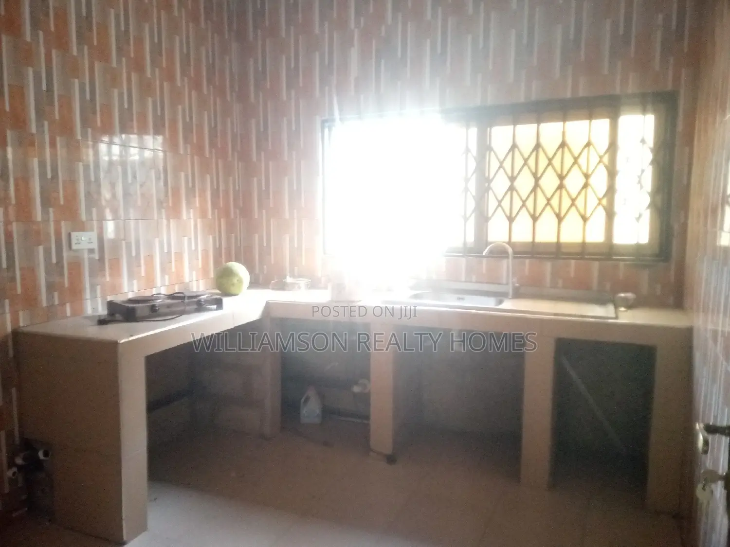 2bdrm Apartment in Community 18 Area, Spintex for rent