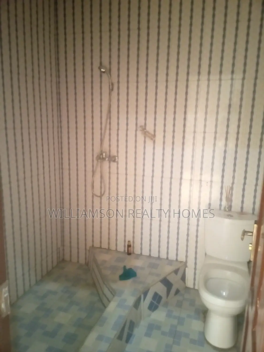 2bdrm Apartment in Community 18 Area, Spintex for rent