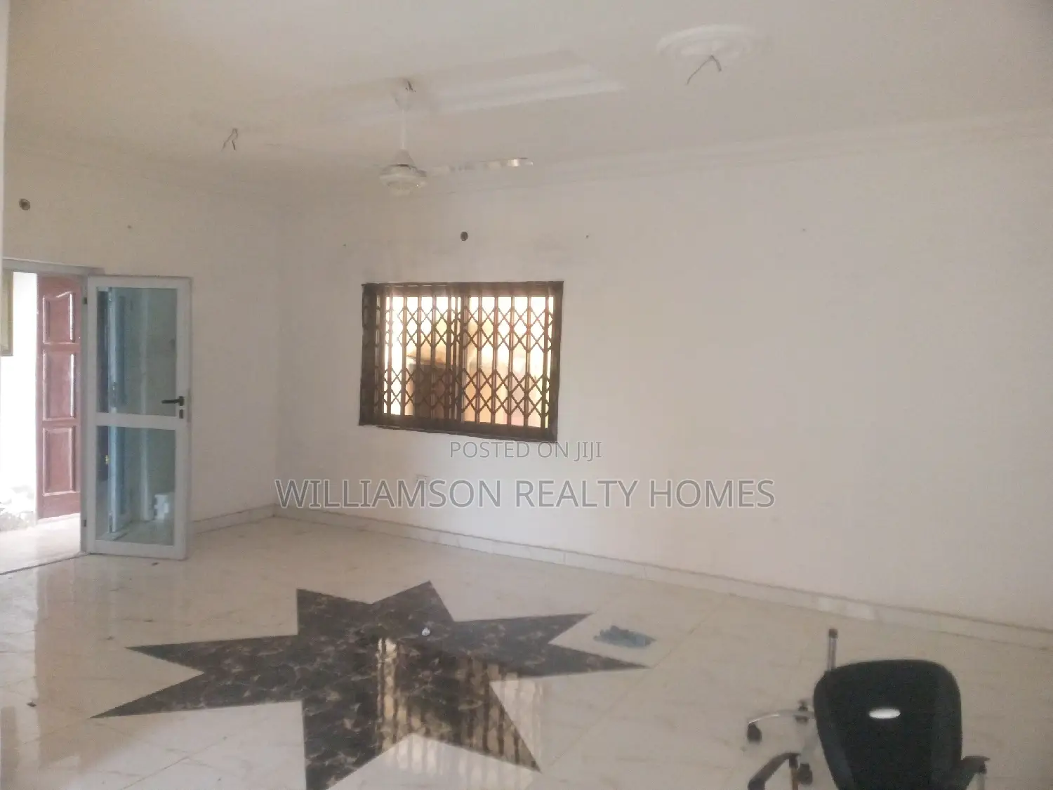 2bdrm Apartment in Community 18 Area, Spintex for rent
