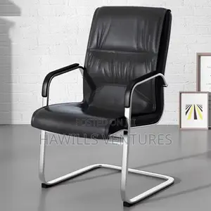 Executive Platform Chair