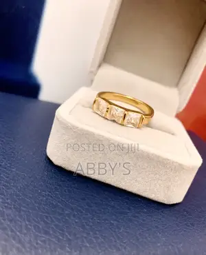 High Quality Stainless Gold Engagement/Promise Ring