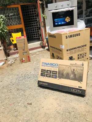Electric Black Glossy Led Full HD 42 Inches Digital Nasco Tv