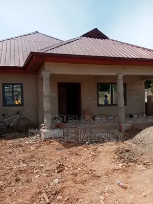 3bdrm Bungalow in Kasoa, Awutu Senya East Municipal for sale