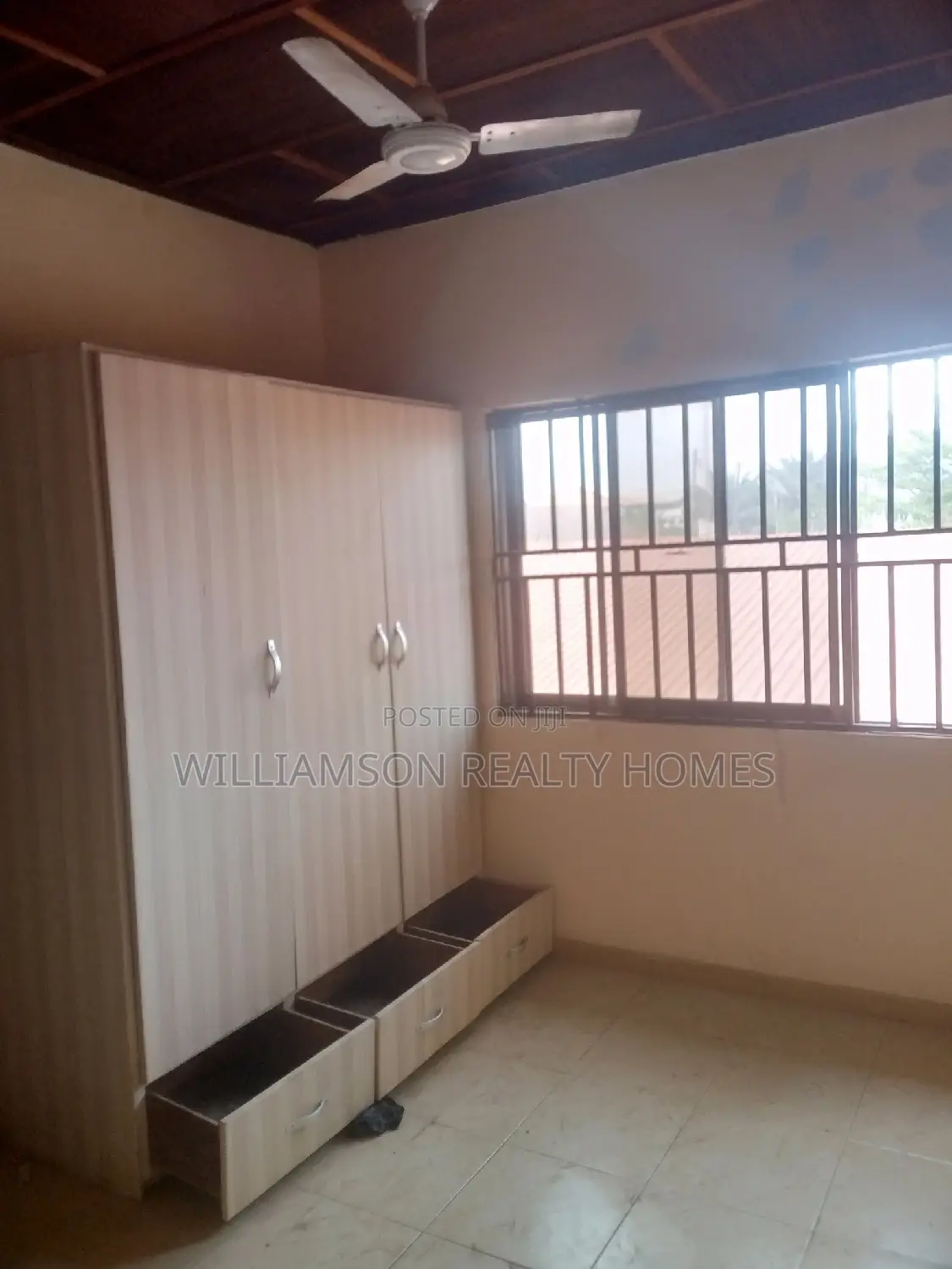 4bdrm Apartment in Community 18 Area, Spintex for rent