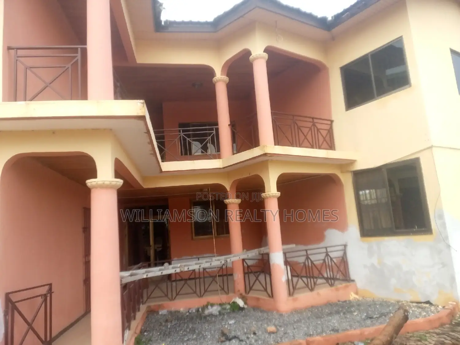 4bdrm Apartment in Community 18 Area, Spintex for rent