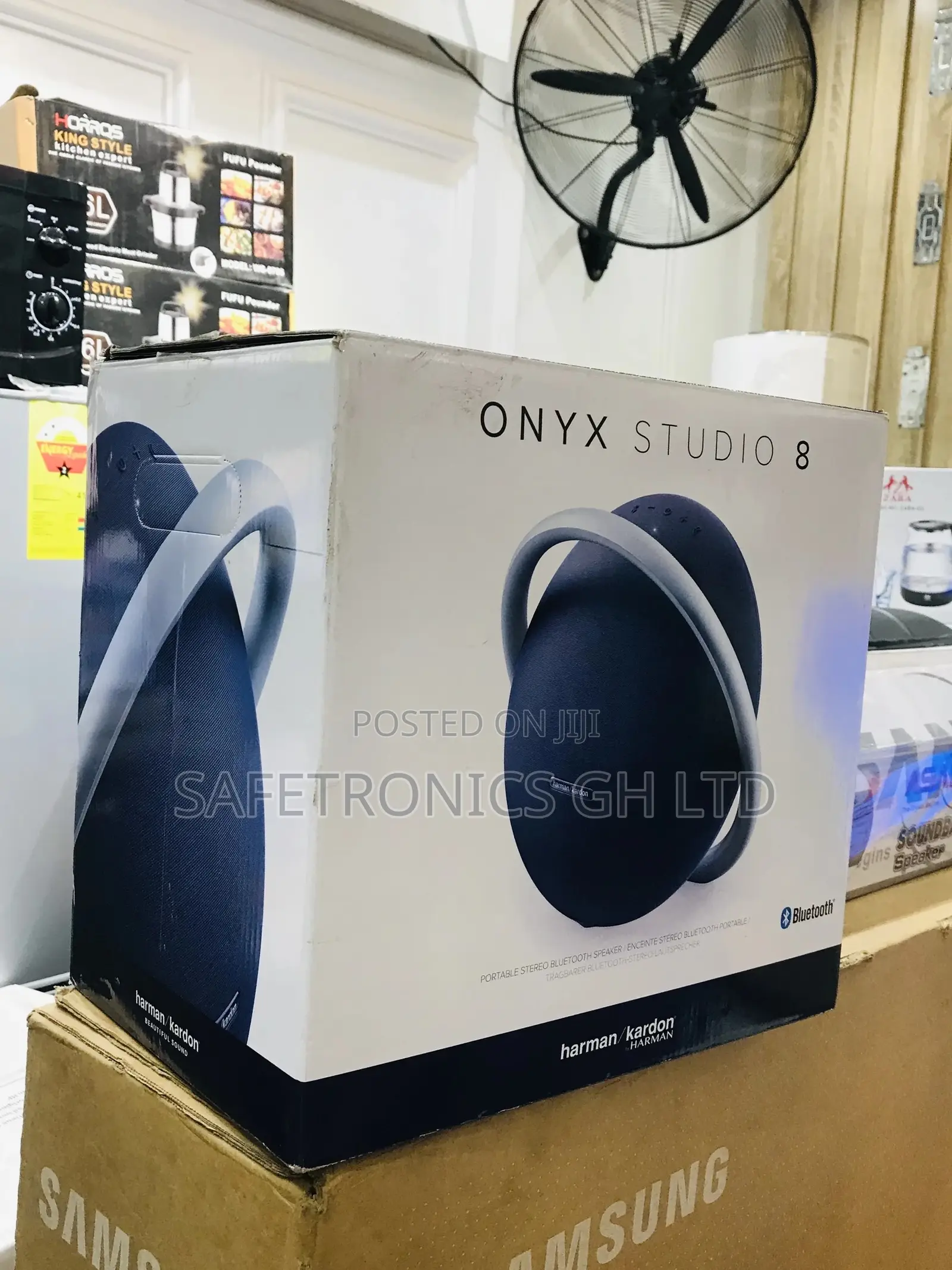 Onyx Studio 8 Bluetooth Wireless Electric Harman Kardon