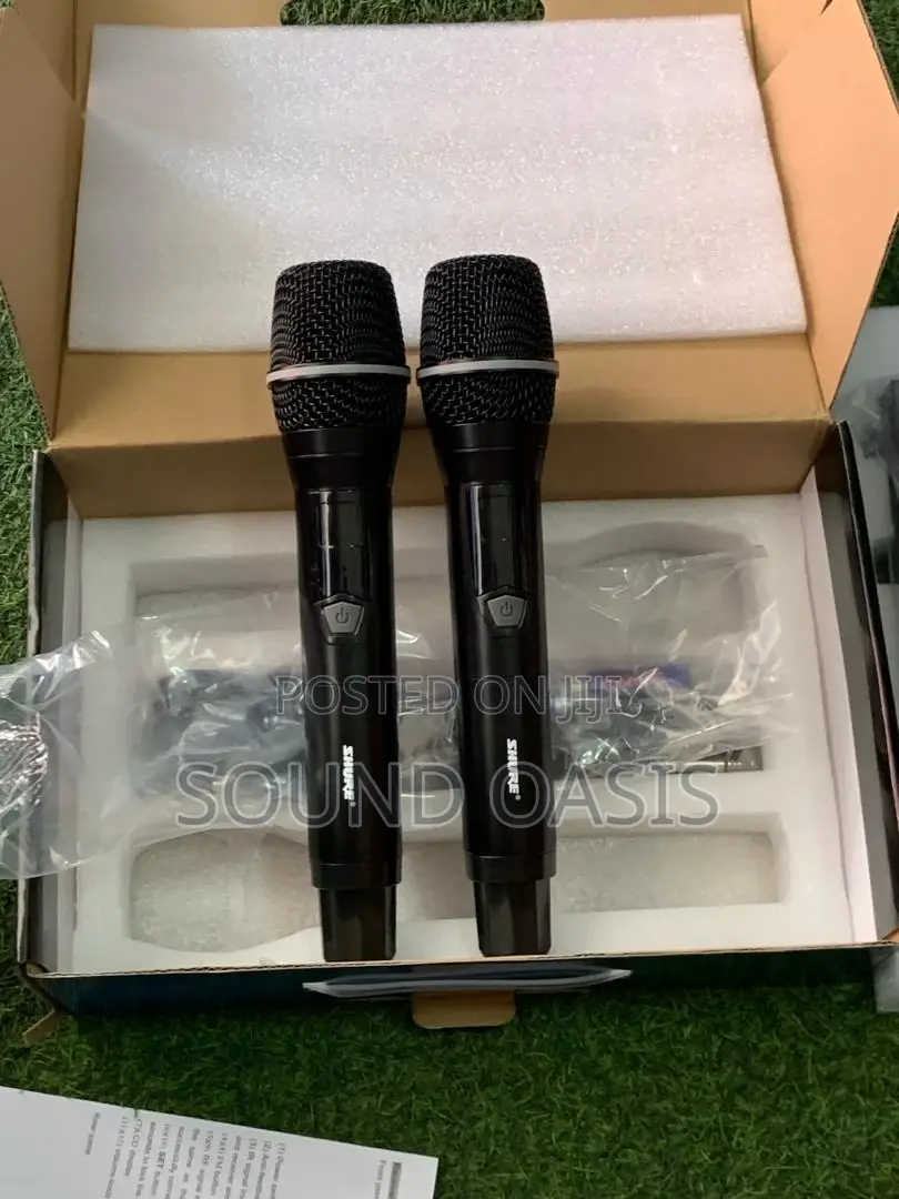 Shure U-A6 2in1 Professional Wireless Microphone