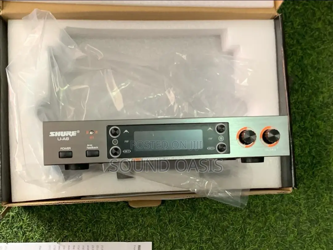 Shure U-A6 2in1 Professional Wireless Microphone
