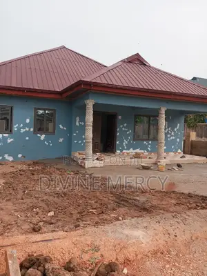 3bdrm Bungalow in Kasoa, Awutu Senya East Municipal for sale