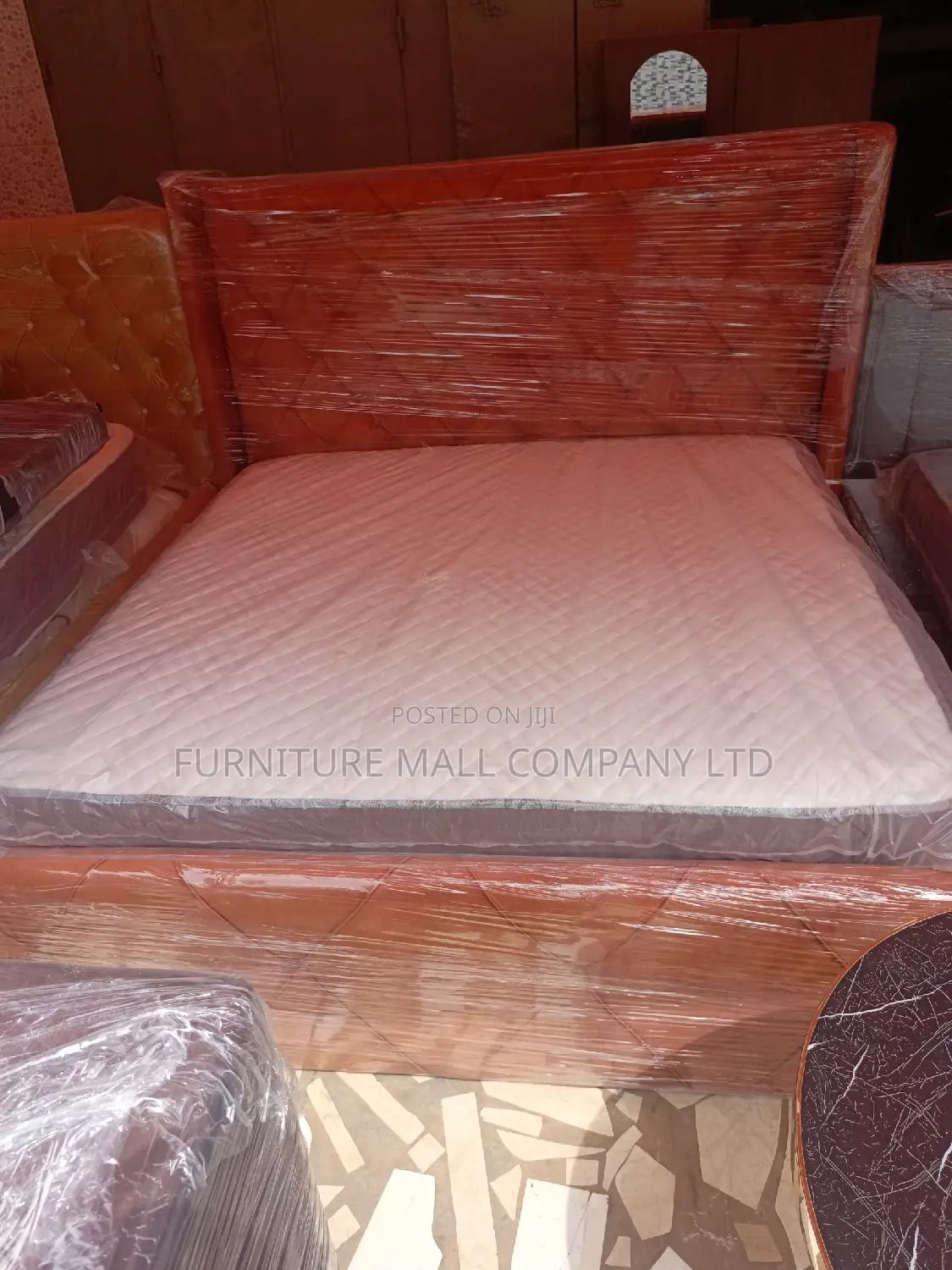 FURNITURE MALL COMP Executive Queens Bed Plus. Mattress