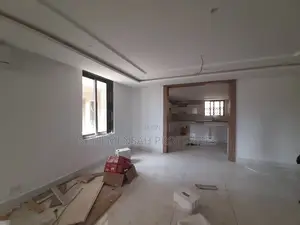 3bdrm House in Skm, Spintex for sale