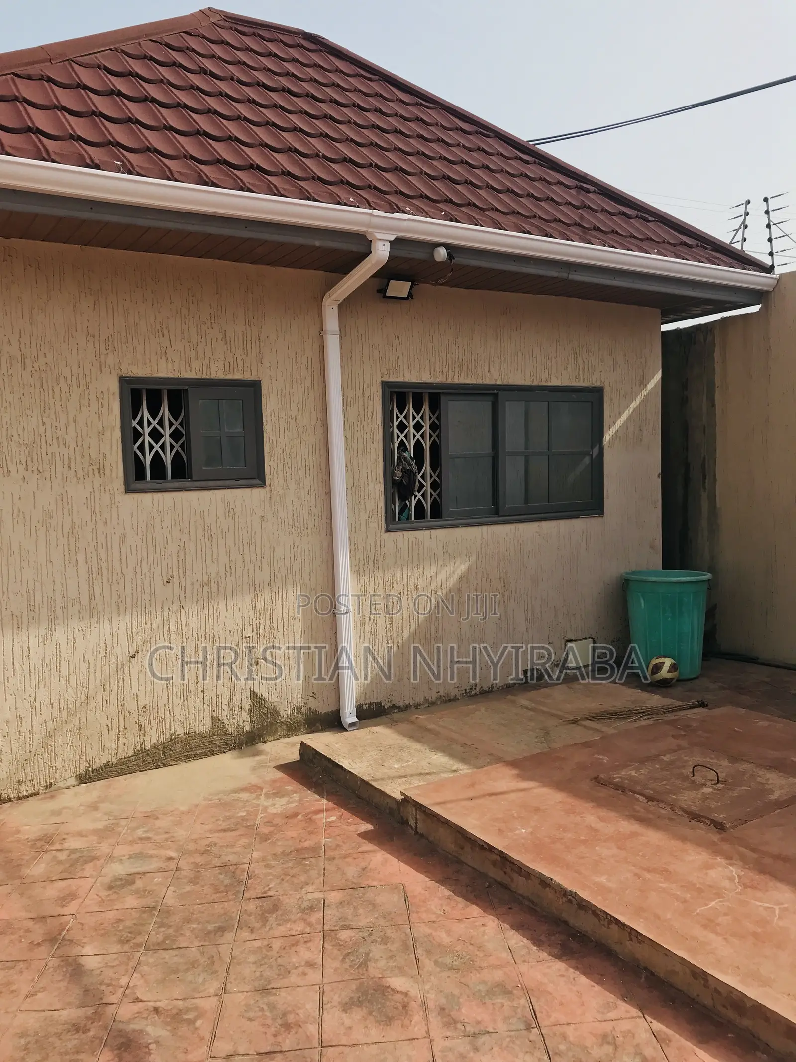 Original Rain Gutters and Pipes for Free Delivery