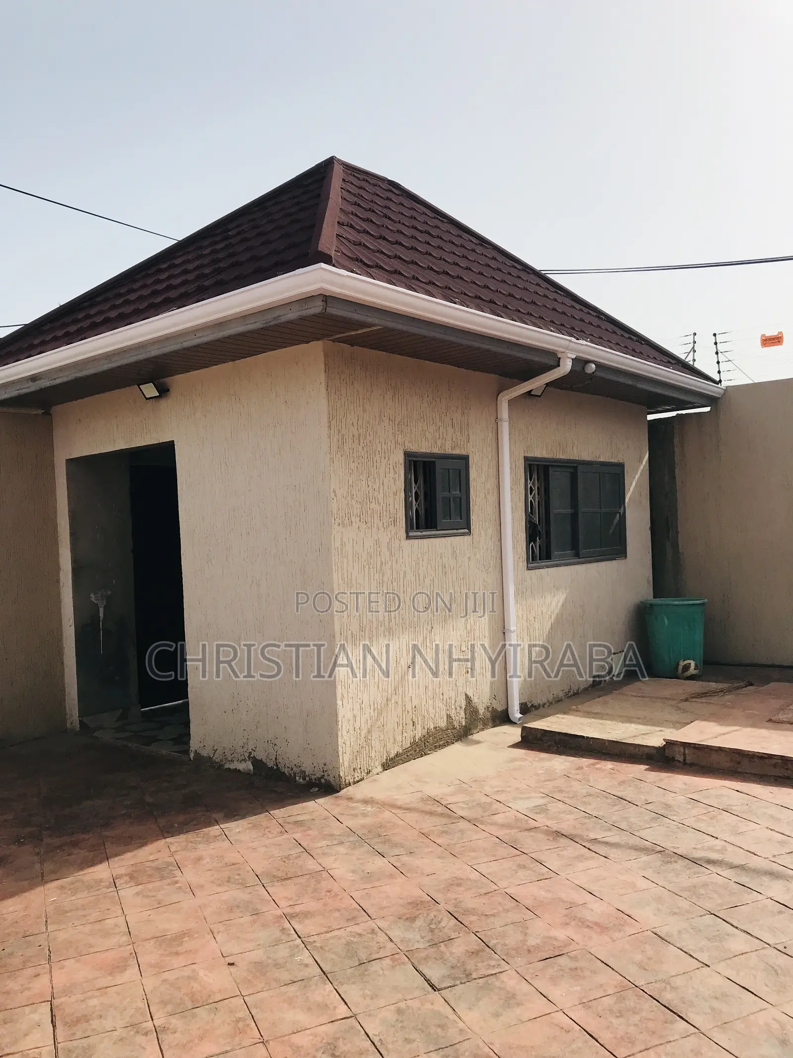 Original Rain Gutters and Pipes for Free Delivery