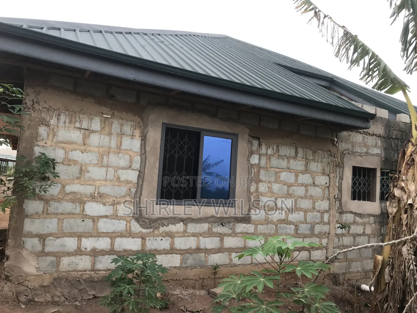 4bdrm House in M B A, Pokuase for sale