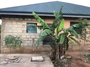 4bdrm House in M B A, Pokuase for sale