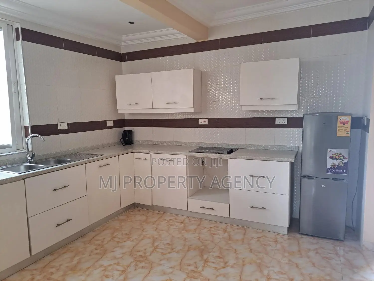 Furnished 7bdrm House in Prampram for sale