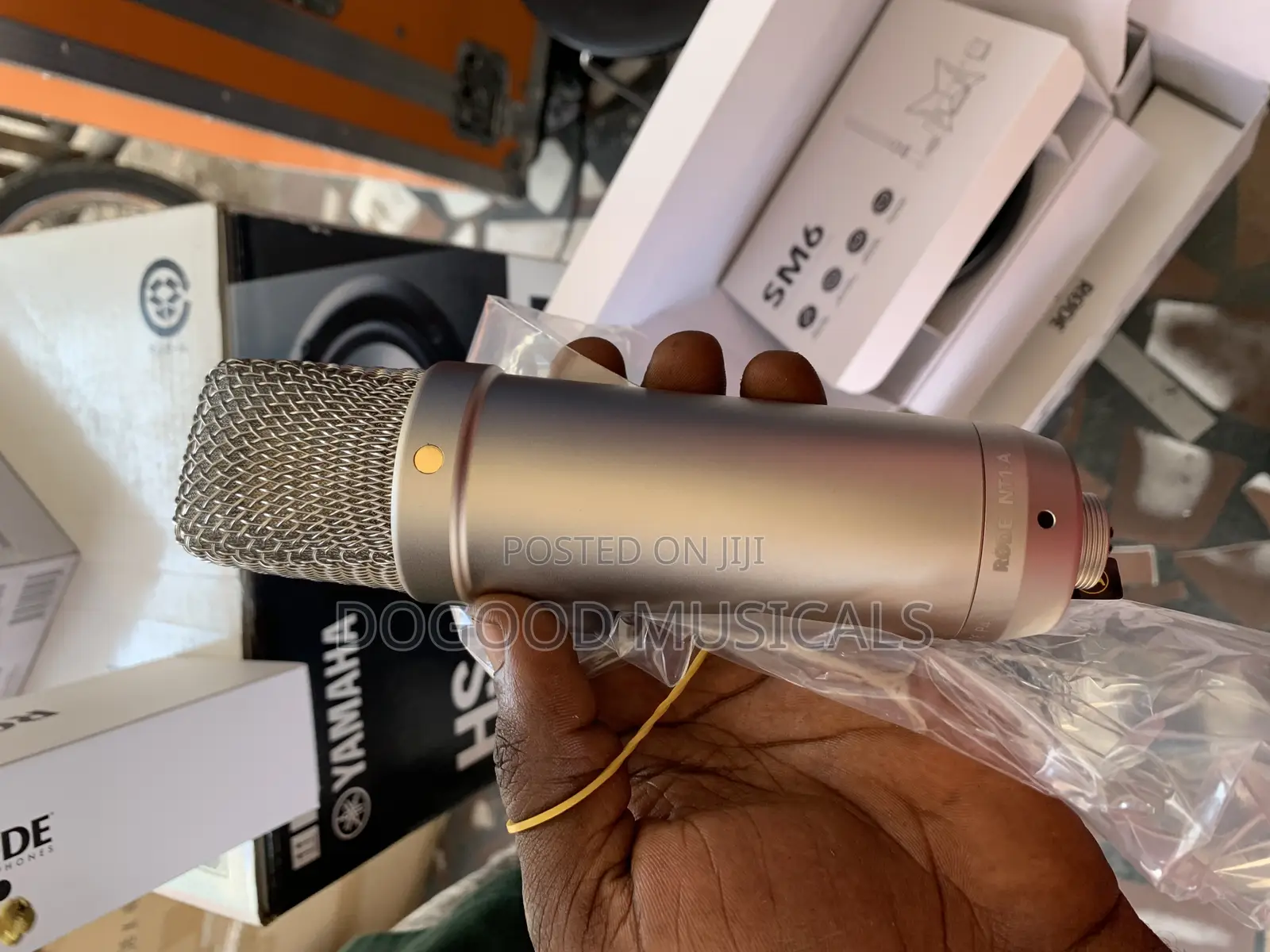 RODE NT1-A Studio Condenser Microphone