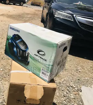 Unique Design Samsung VCC457054K Vacumm Cleaner.