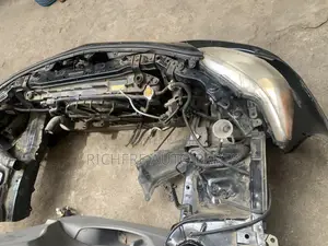 Toyota Corolla 2009-2013 Front Cut