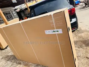 High Quality QLED 85”Q60 UHD Smart Glossy LED Display