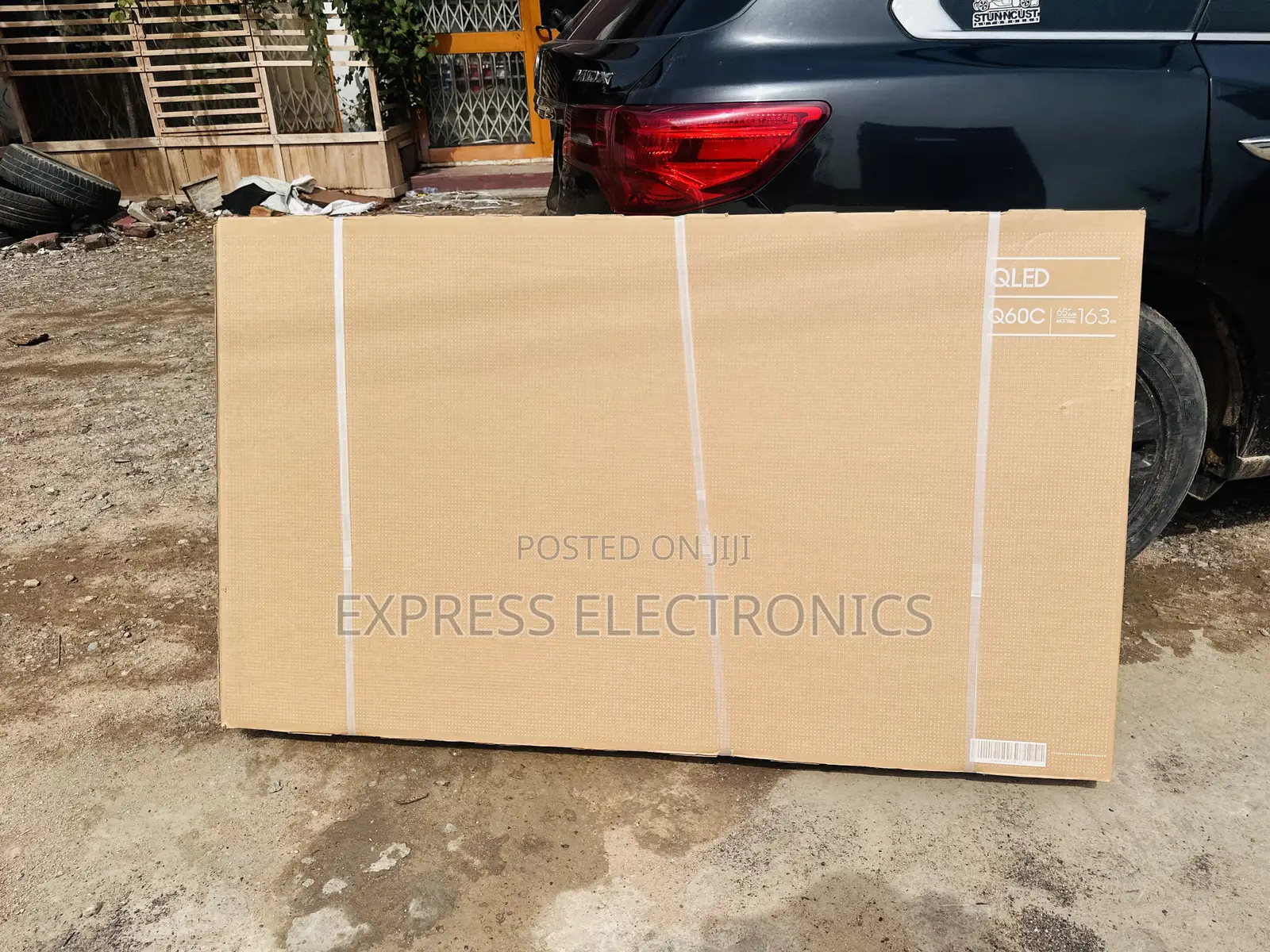 Available at Store QLED Samsung 65”Q60C