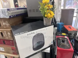 Perfect Sleek Black Bluetooth Speaker AURA STUDIO 4 —-