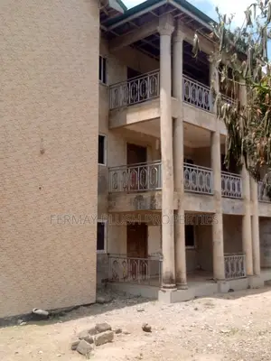 28 Bedrooms Flats in a Serene Environment