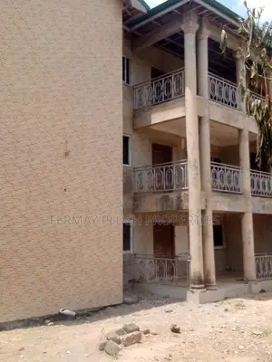 28 Bedrooms Flats in a Serene Environment