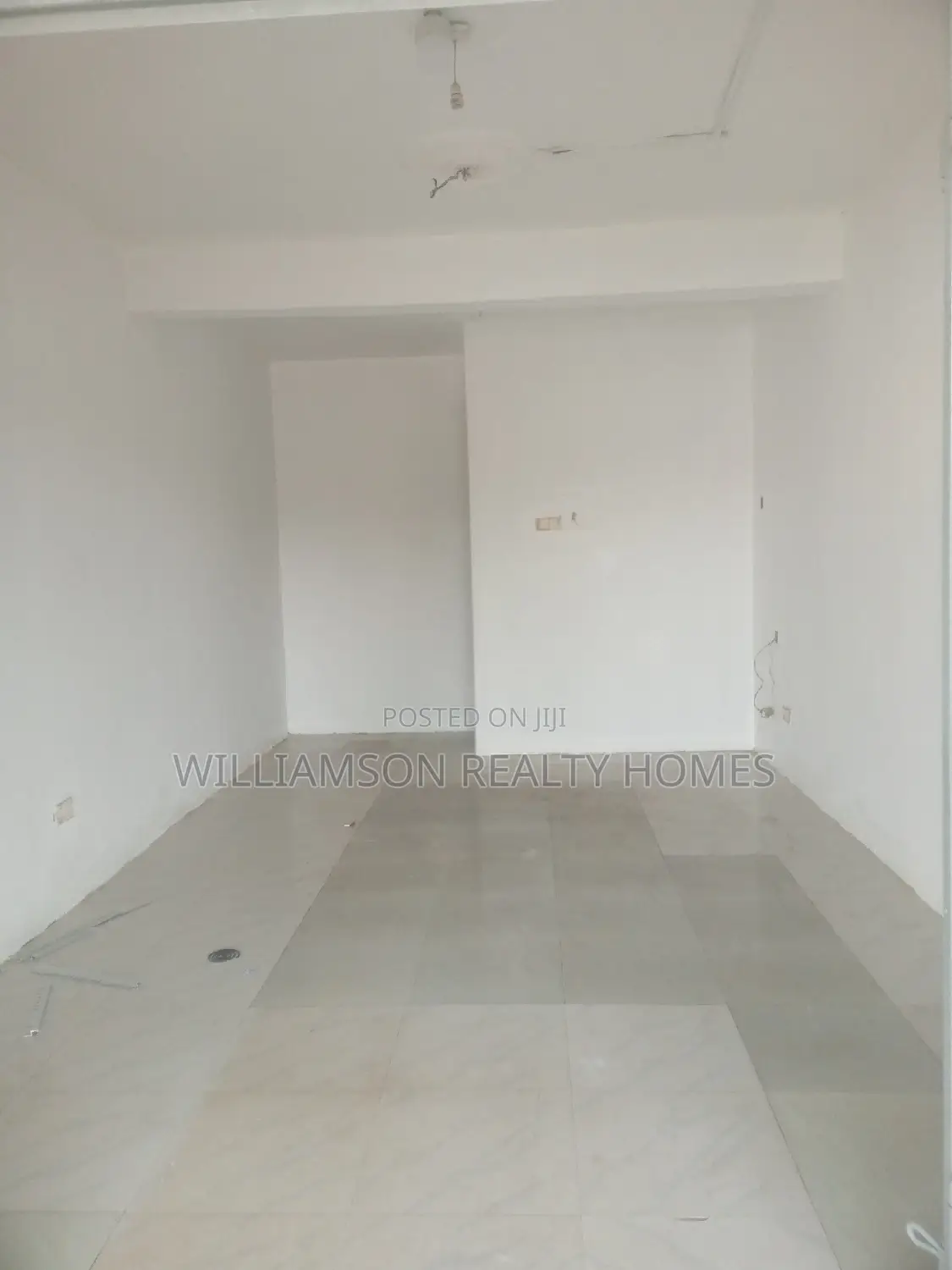 Road Side Shop/Office Space/Store/Warehouse/Showroom,Spintex