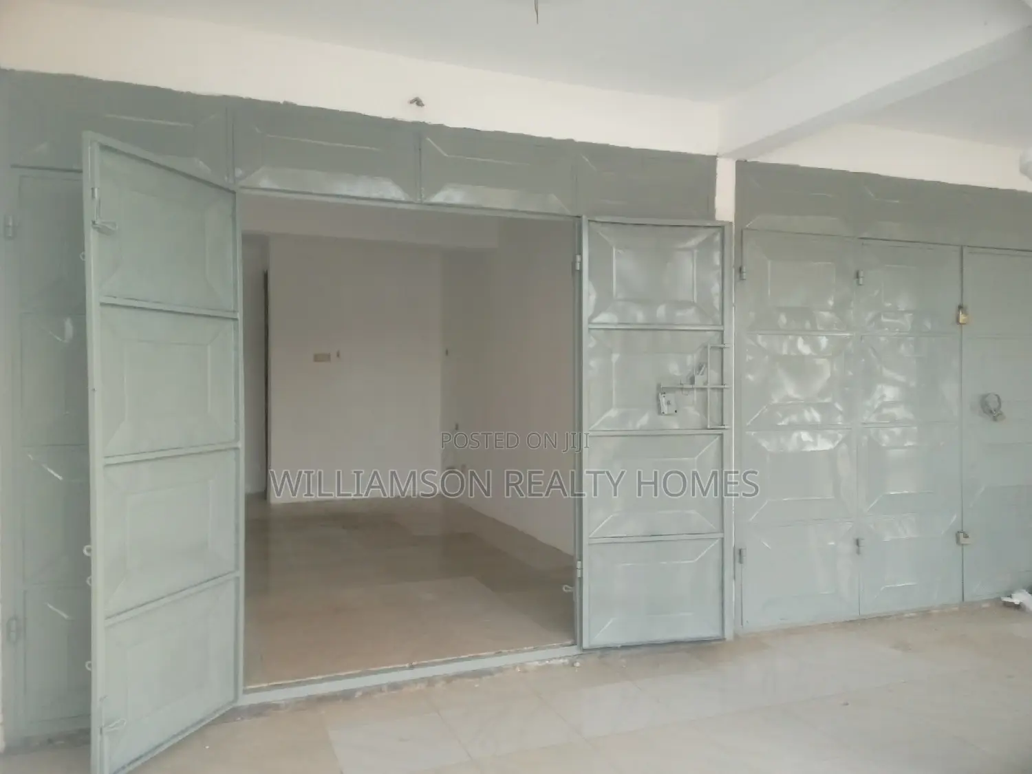 Road Side Shop/Office Space/Store/Warehouse/Showroom,Spintex