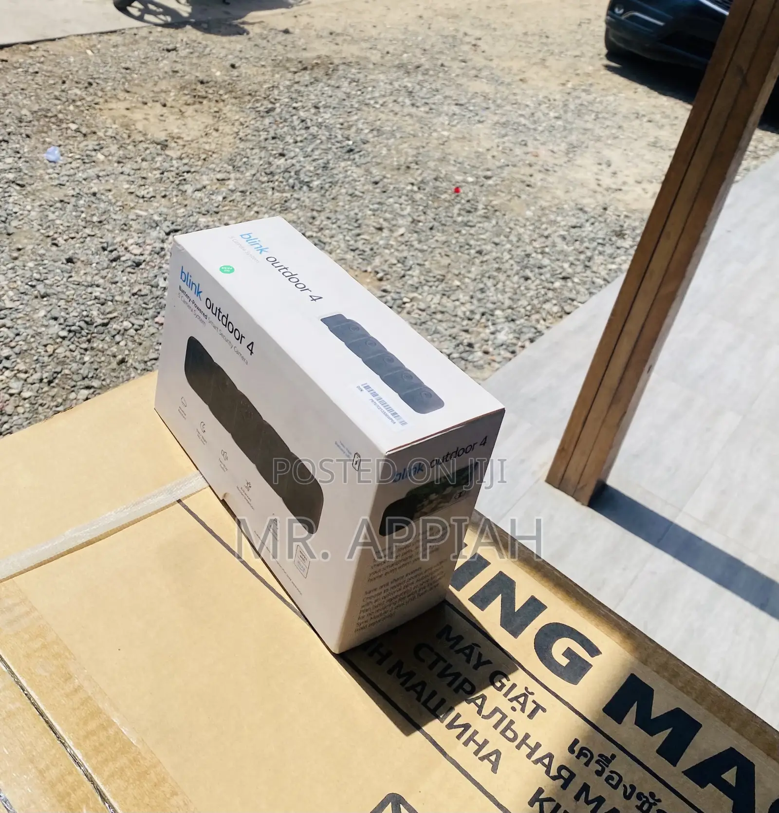 Energy Sufficient Blink Outdoor 4 Wire-Free Security Camera
