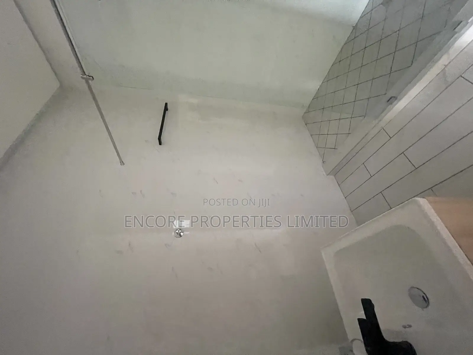 4bdrm Townhouse/Terrace in Encore Properties, East Legon for sale