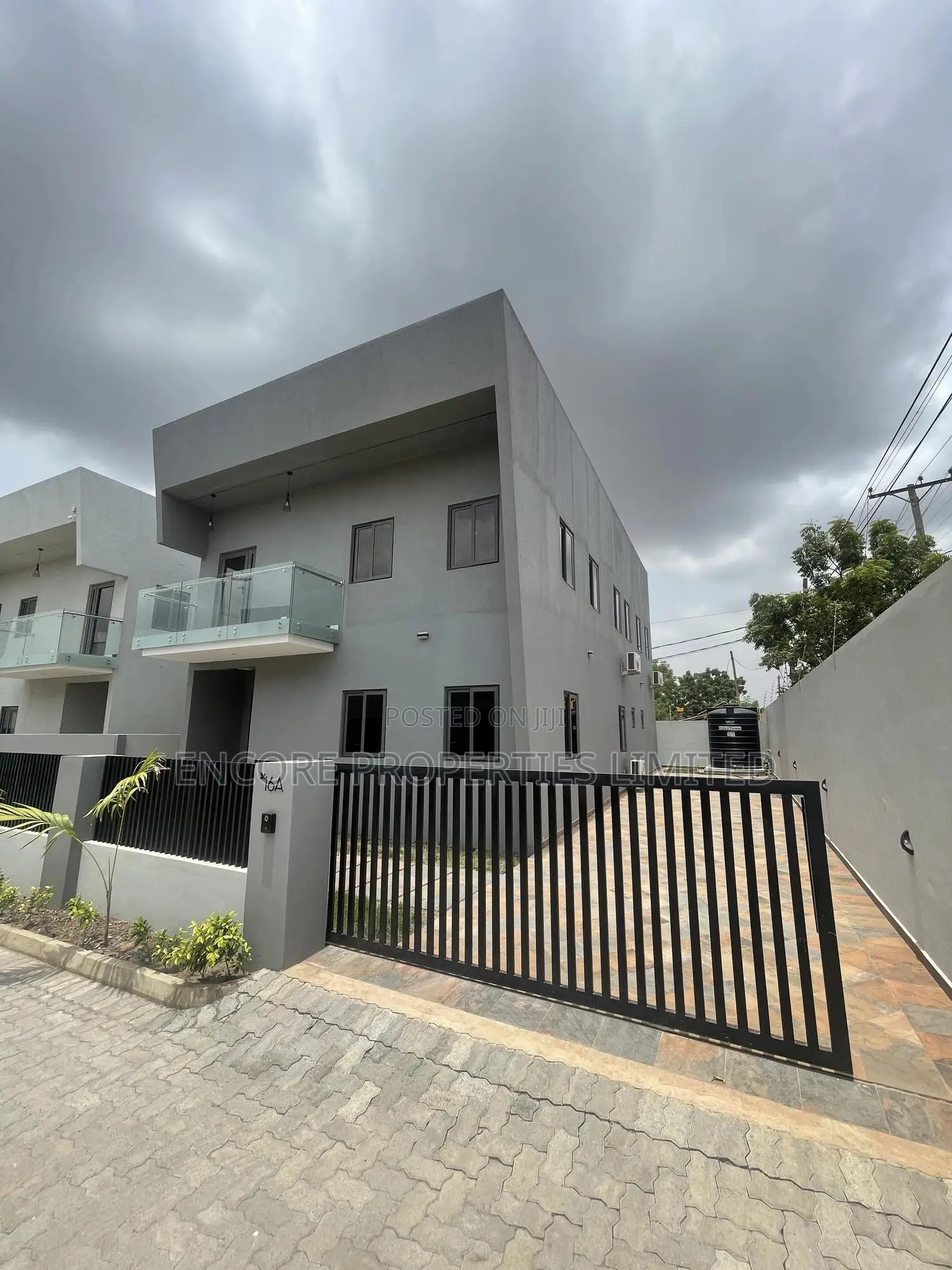 4bdrm Townhouse/Terrace in Encore Properties, East Legon for sale