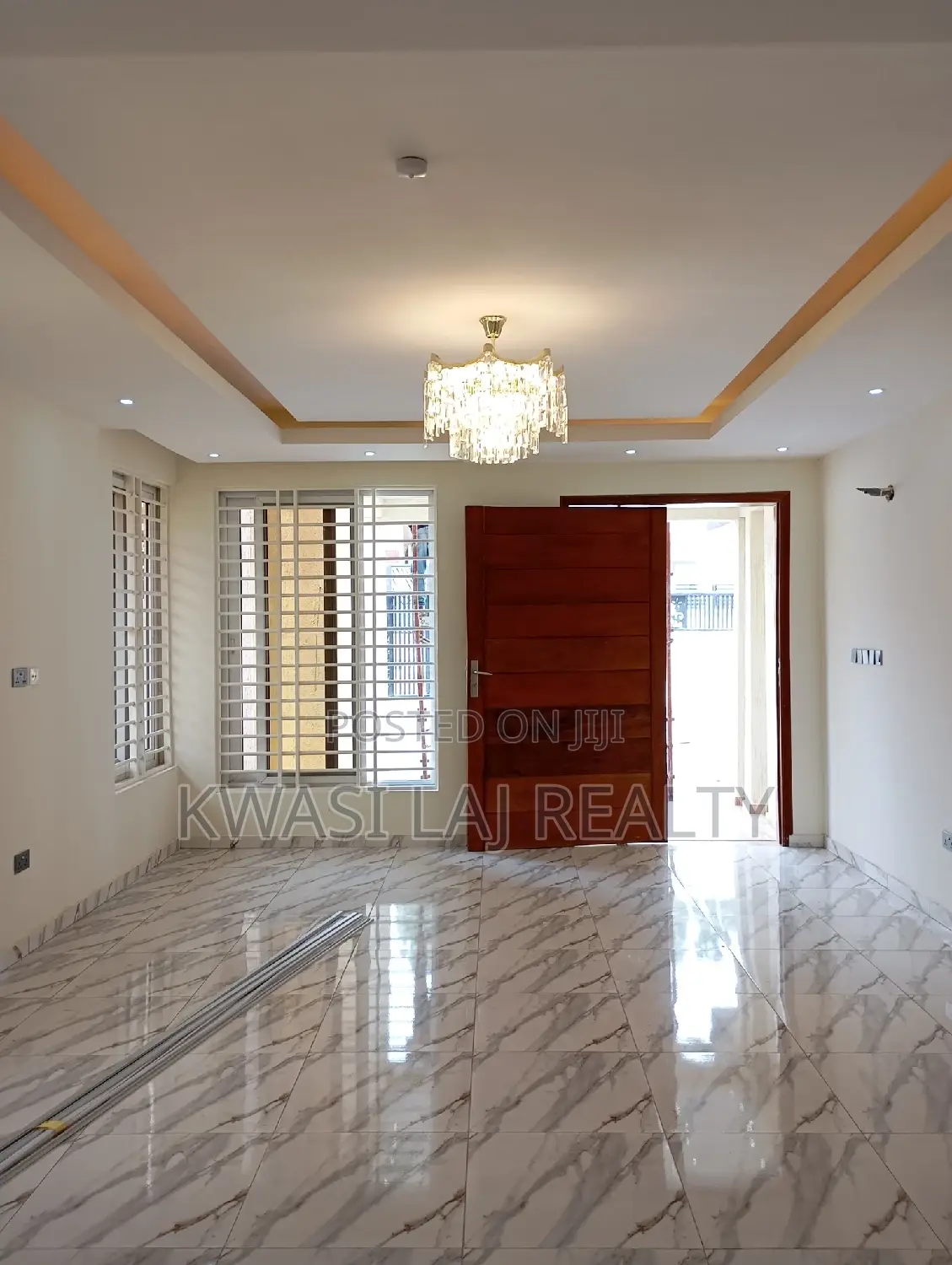 4bdrm House in Westhills Mall Weija for sale