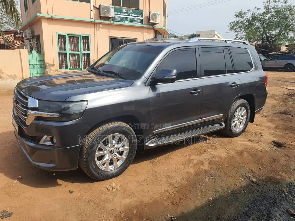 Car Rentals Affordable Prices for Programme and Leisure Trip