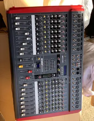 Yamaha BIX-1600USB Powered Mixer (16channel)