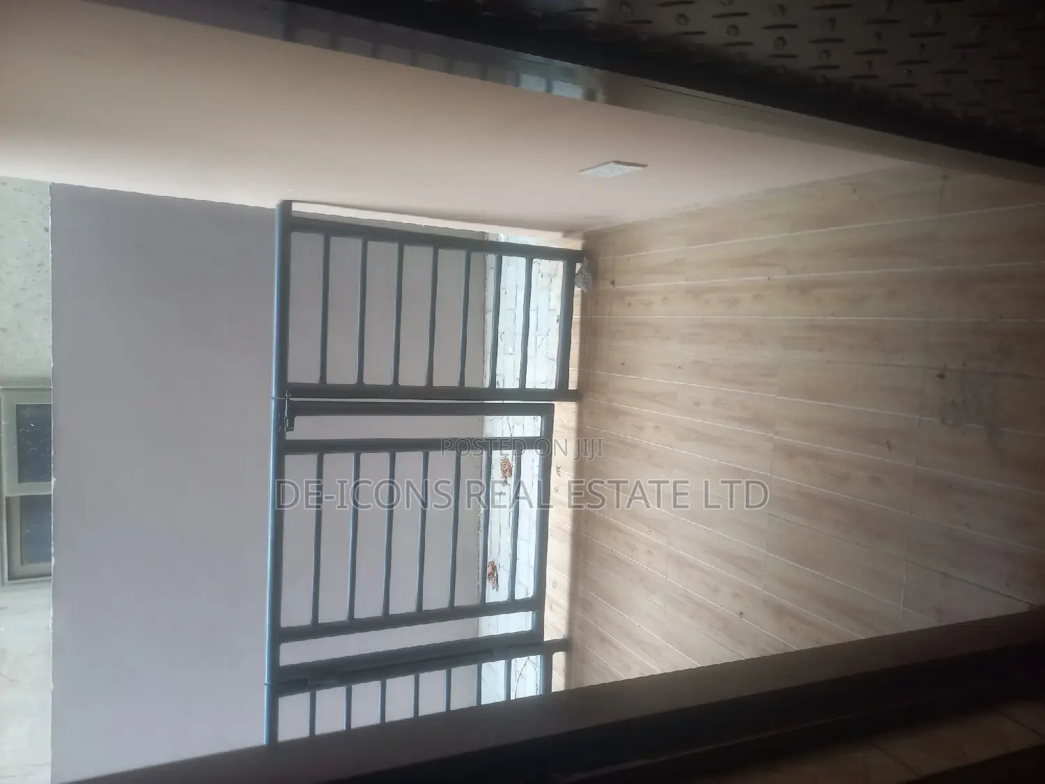 2bdrm Duplex in De-Icons Real Estate, Awutu Senya East Municipal