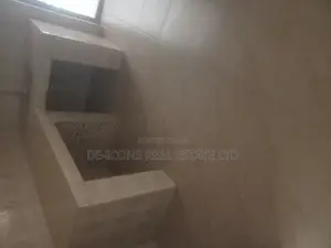 2bdrm Duplex in De-Icons Real Estate, Awutu Senya East Municipal