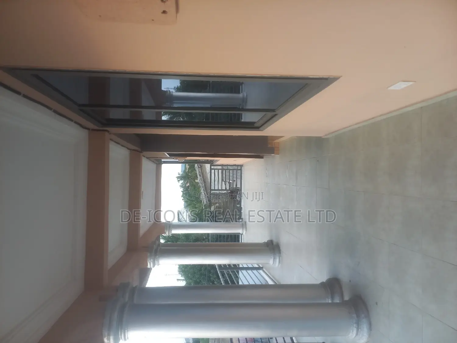 2bdrm Duplex in De-Icons Real Estate, Awutu Senya East Municipal