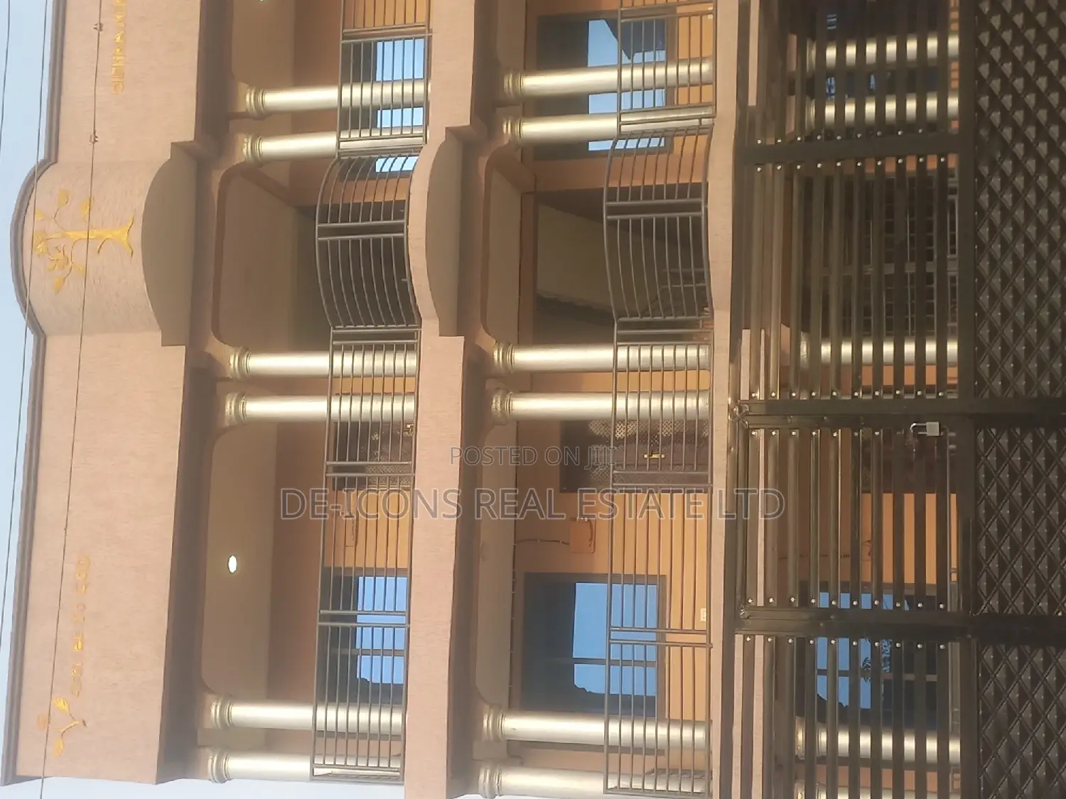 2bdrm Duplex in De-Icons Real Estate, Awutu Senya East Municipal