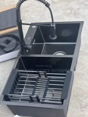 Kitchen Sink Set With Spray Faucet