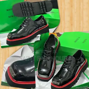 Bottega Vaneta