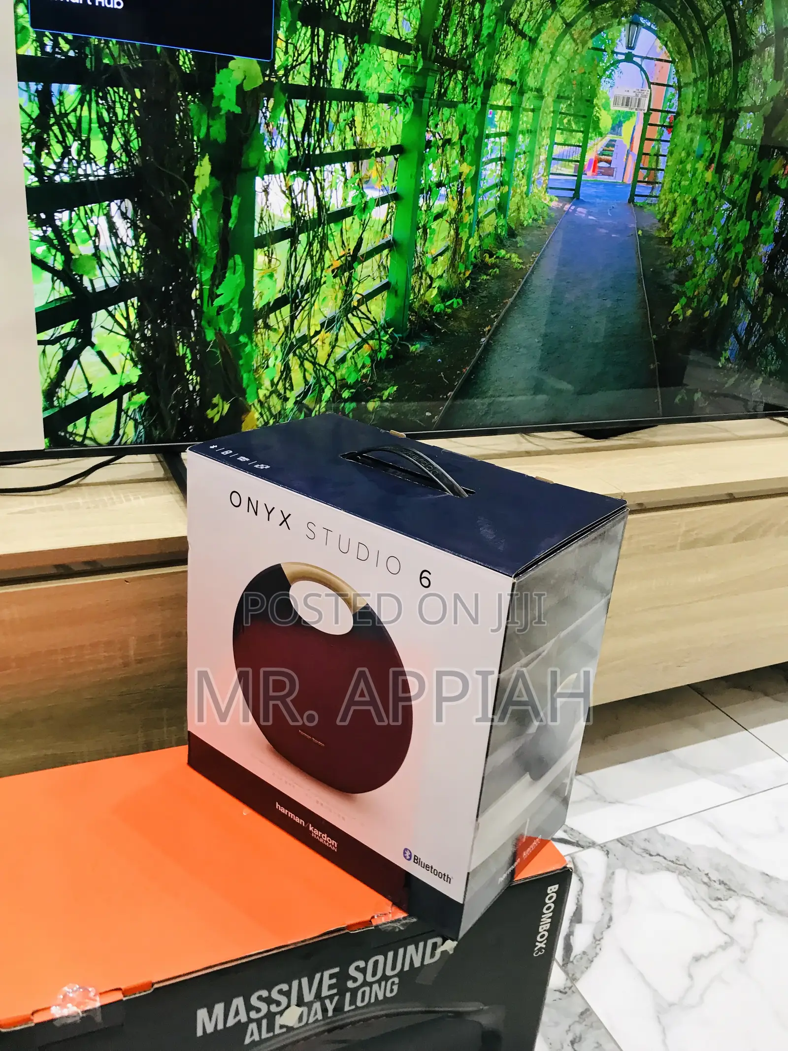 Sleek Design Onyx 6 Rechargeable Bluetooth Speaker.