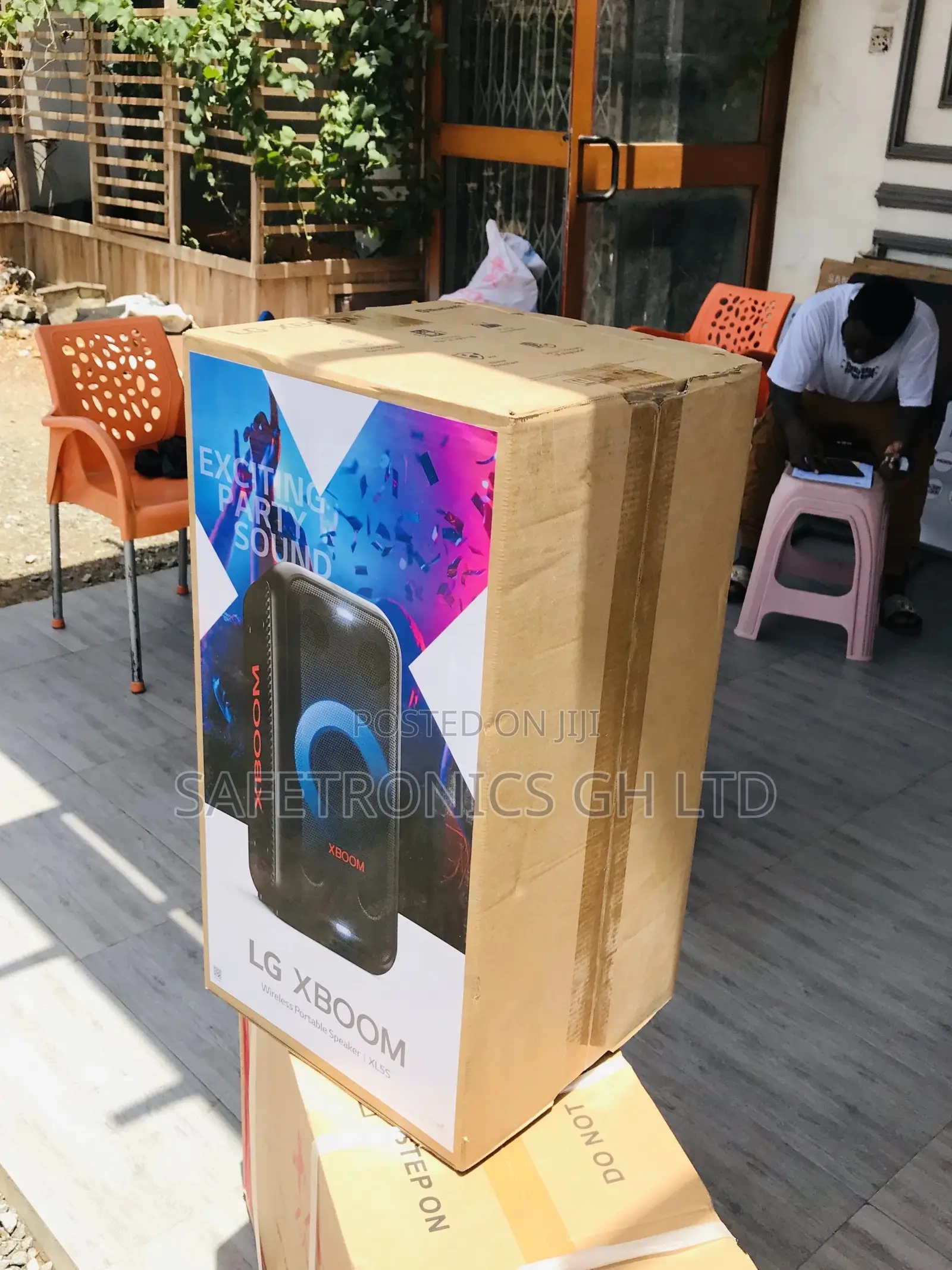 LG Electric XL5S Wireless Reliable Speaker Black Bluetooth
