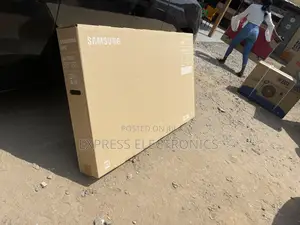 Slim Design Uhd Smart Samsung 55”Cu7000