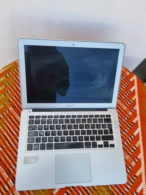 Laptop Apple MacBook Air 4GB Intel Core I5 SSD 256GB