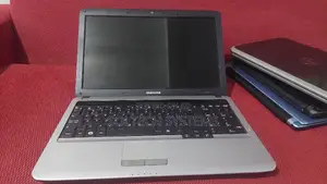 Laptop Samsung R620 4GB Intel Core I5 HDD 320GB
