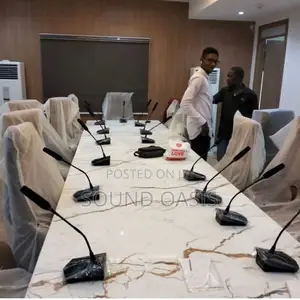 16 Panel Wireless Conference Microphone