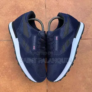 Reebok Sneaker