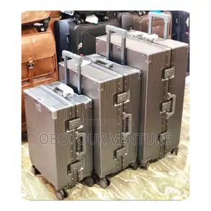 Engel- Red Luxury Polycarbonate Suitcase Set